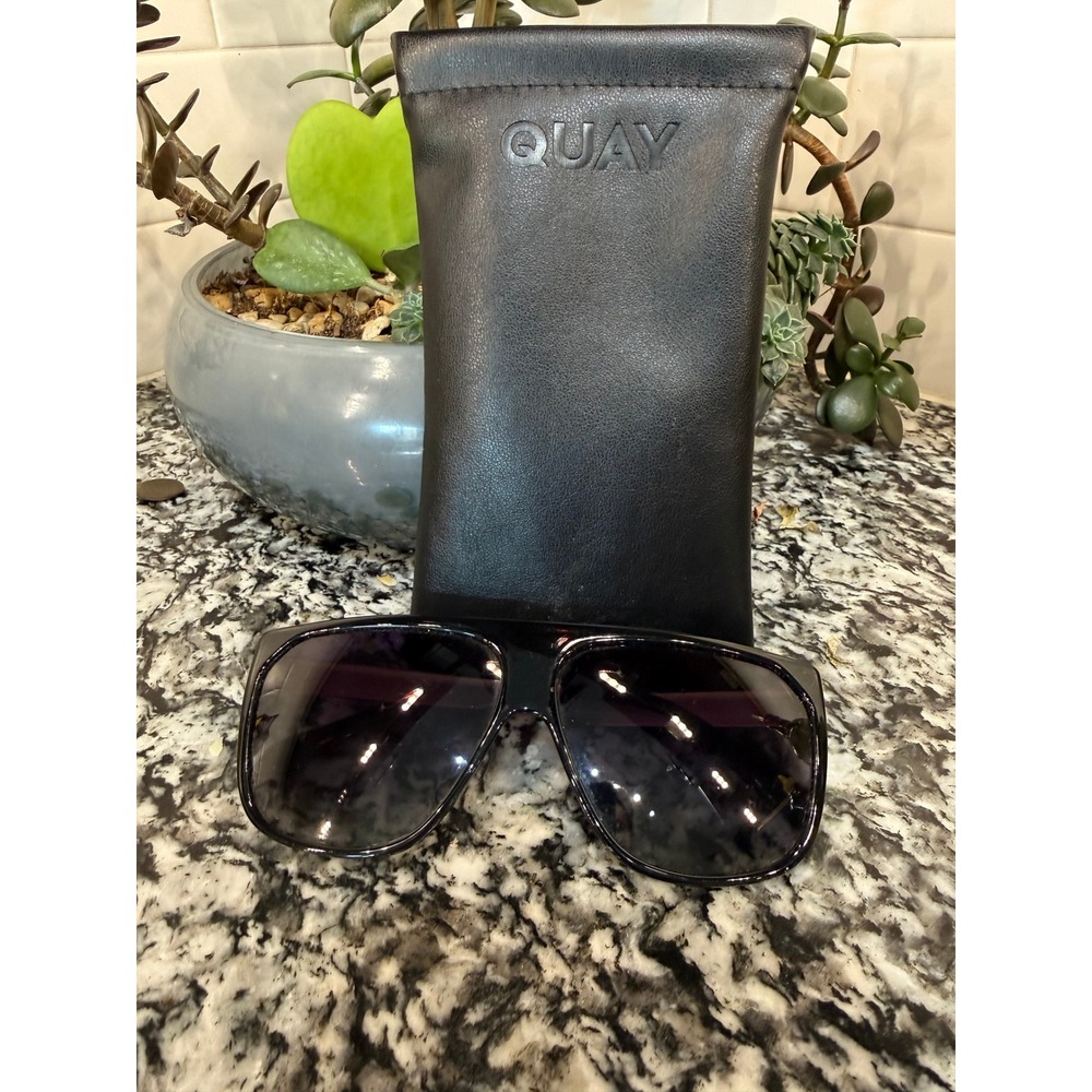 Quay Australia No Curfew Black Smoke Oversized Aviator Sunglasses with Pouch